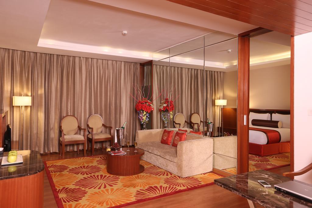Country Inn & Suites By Radisson, Meerut Exterior foto