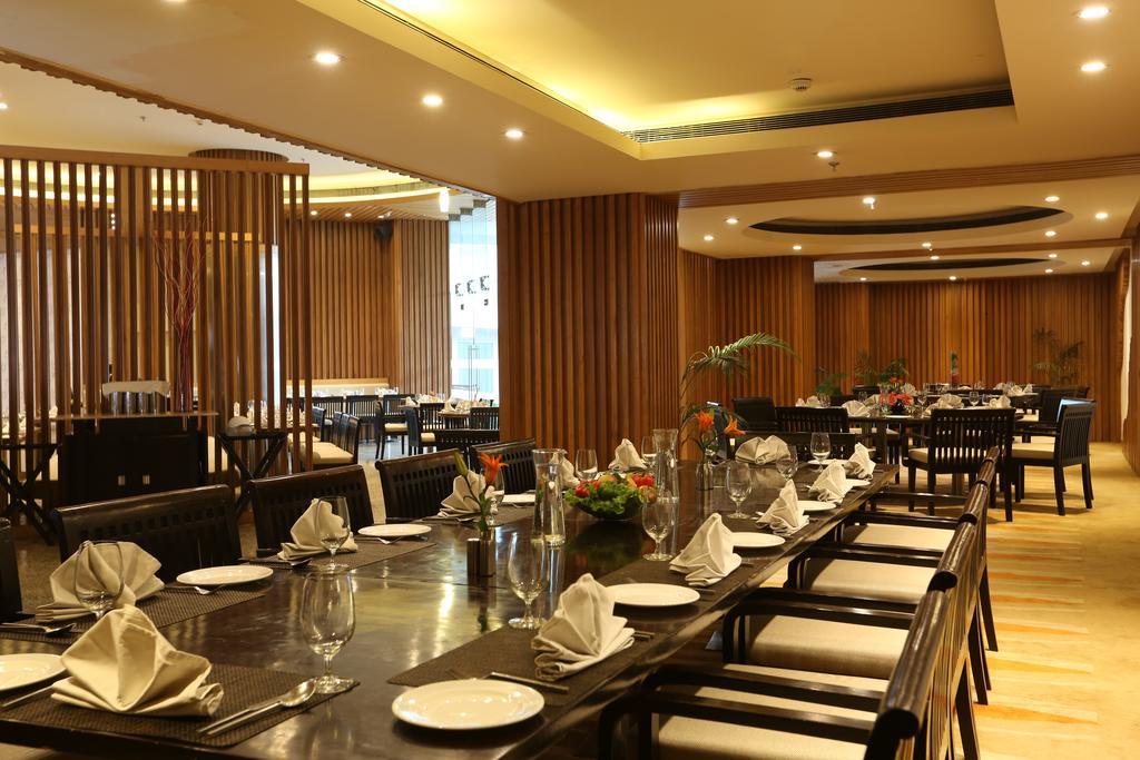 Country Inn & Suites By Radisson, Meerut Exterior foto