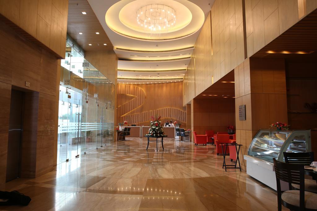 Country Inn & Suites By Radisson, Meerut Exterior foto
