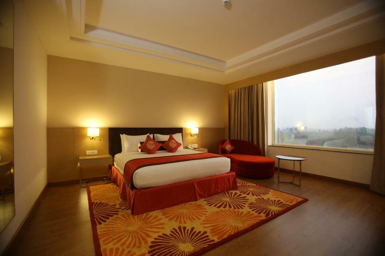 Country Inn & Suites By Radisson, Meerut Exterior foto